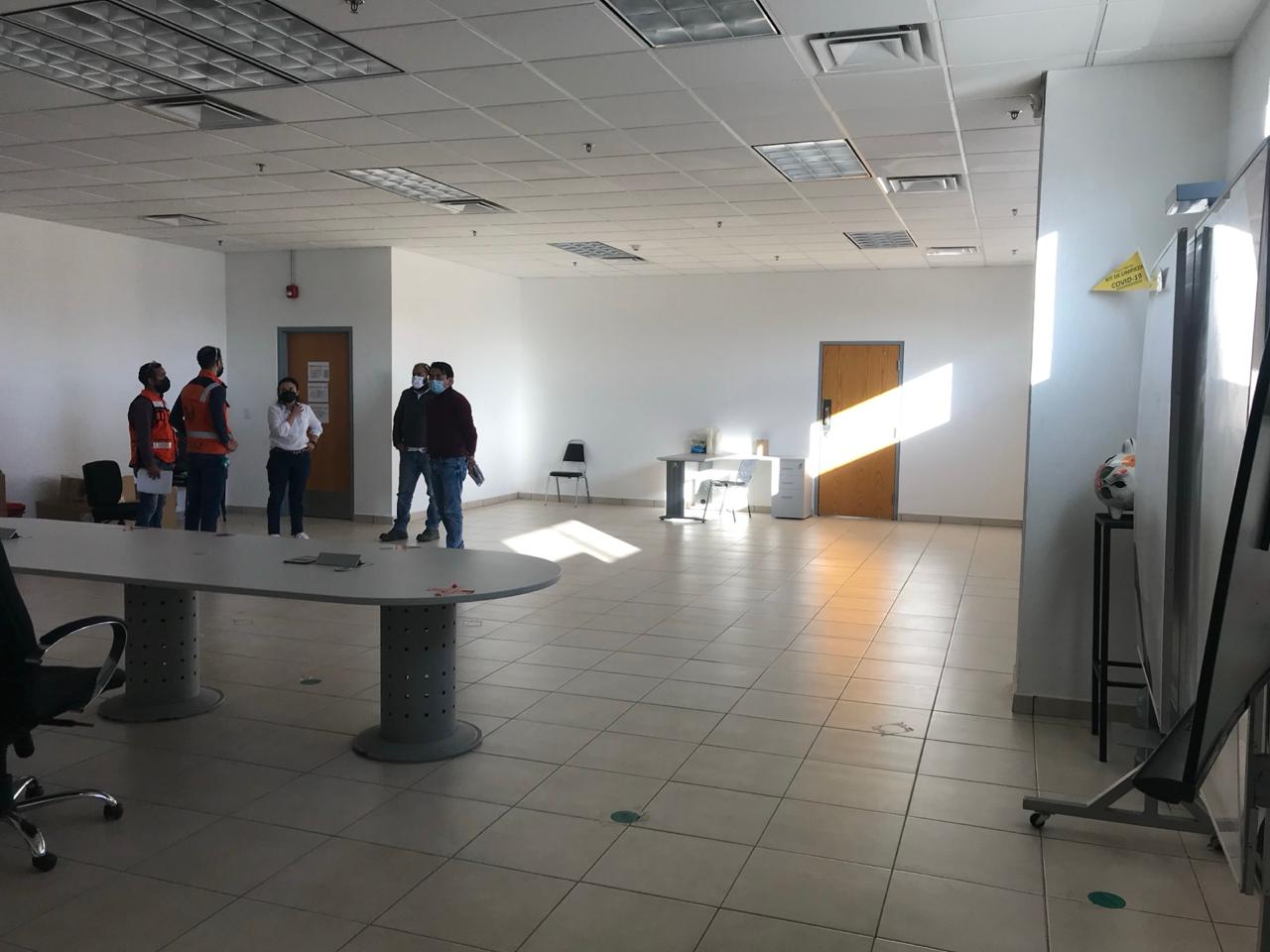 Área abierta de oficinas en recorrido de entrega